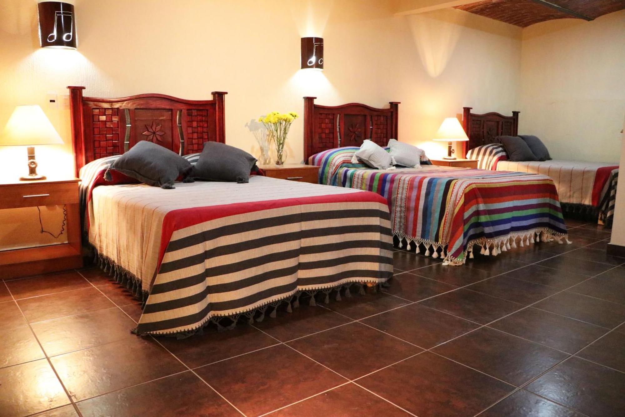 Hotel Castillo Santa Cecilia ทาปัลปา ภายนอก รูปภาพ