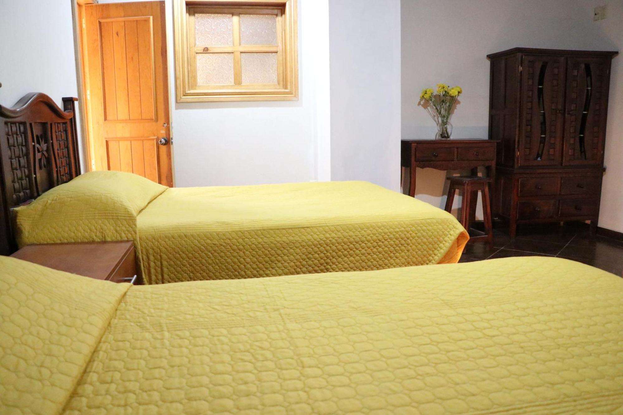 Hotel Castillo Santa Cecilia ทาปัลปา ภายนอก รูปภาพ