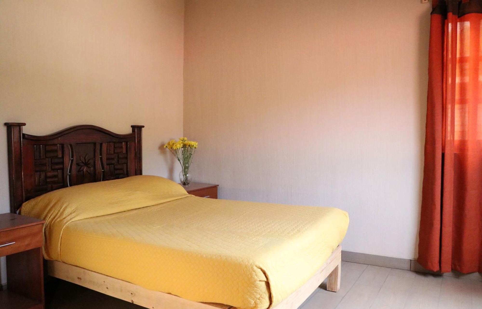 Hotel Castillo Santa Cecilia ทาปัลปา ภายนอก รูปภาพ