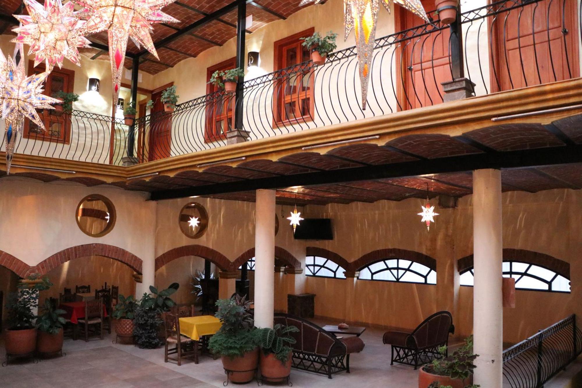 Hotel Castillo Santa Cecilia ทาปัลปา ภายนอก รูปภาพ